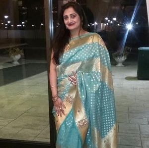 Meet your Posher, Minaz